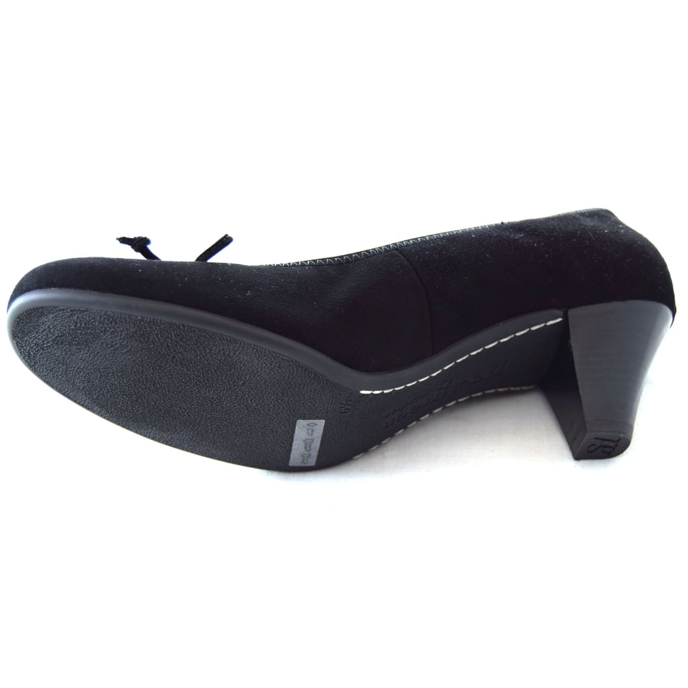 ladies low heel court shoes